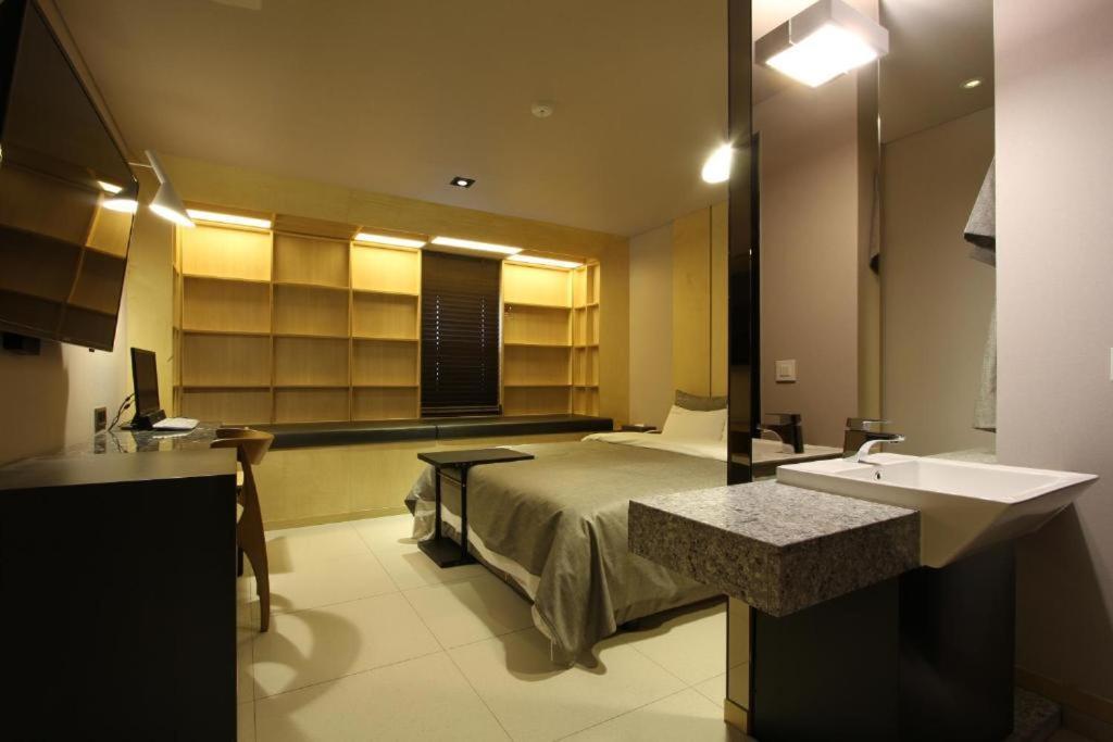 Boutique Hotel K-Oido Siheung Экстерьер фото